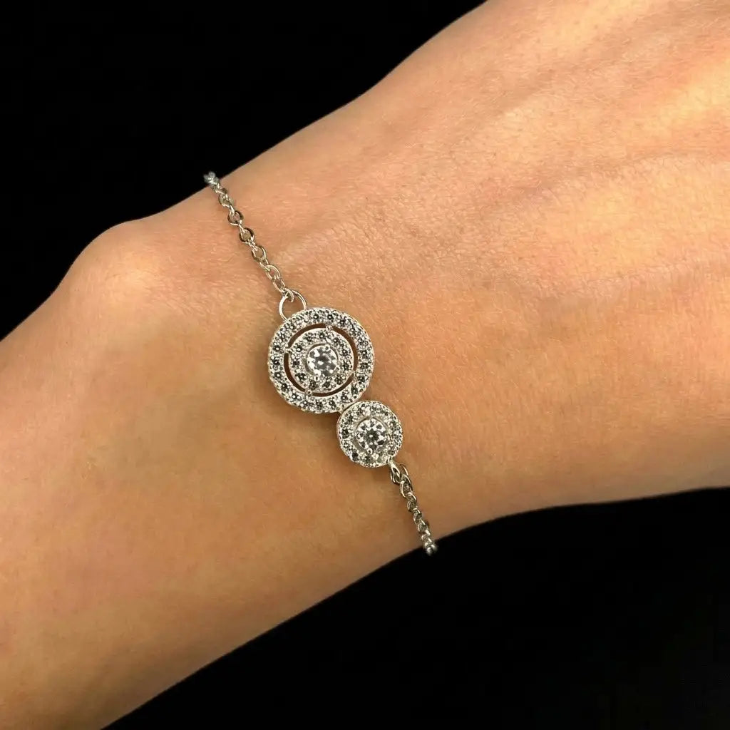 The Victoria Cluster bracelet
