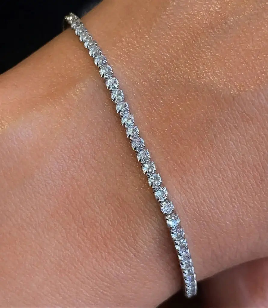 Tennis bracelet
