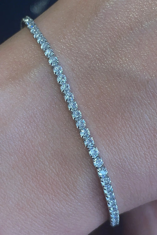 Tennis bracelet