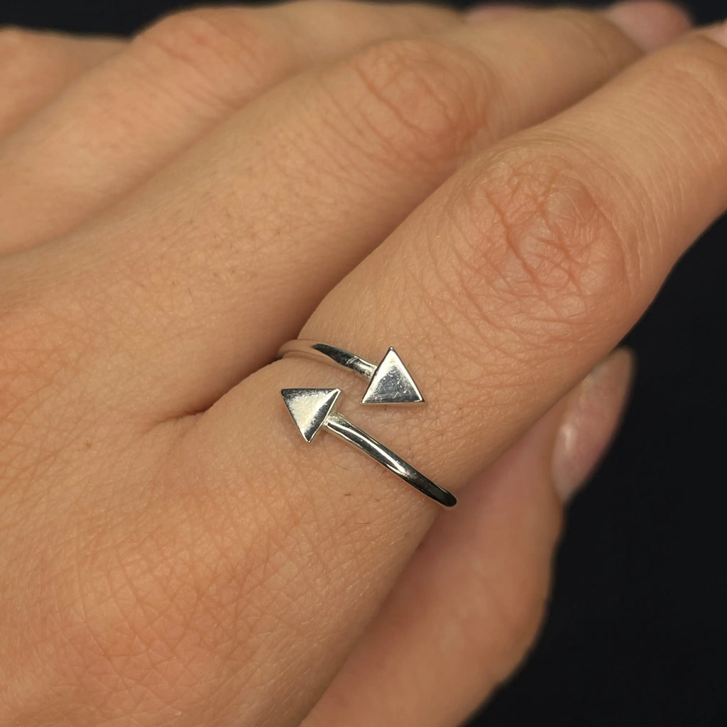 Twin Arrow Ring (Adjustable)