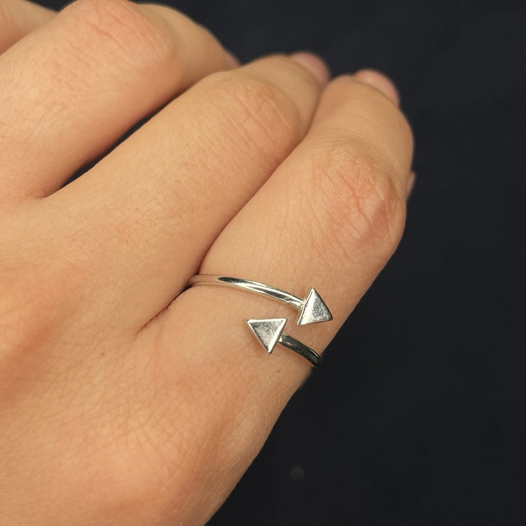Twin Arrow Ring (Adjustable)