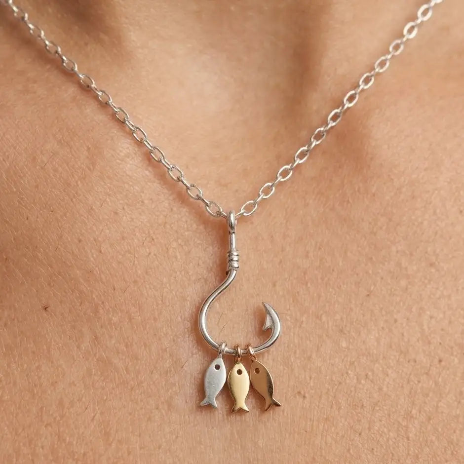 The Hooked on You Necklace