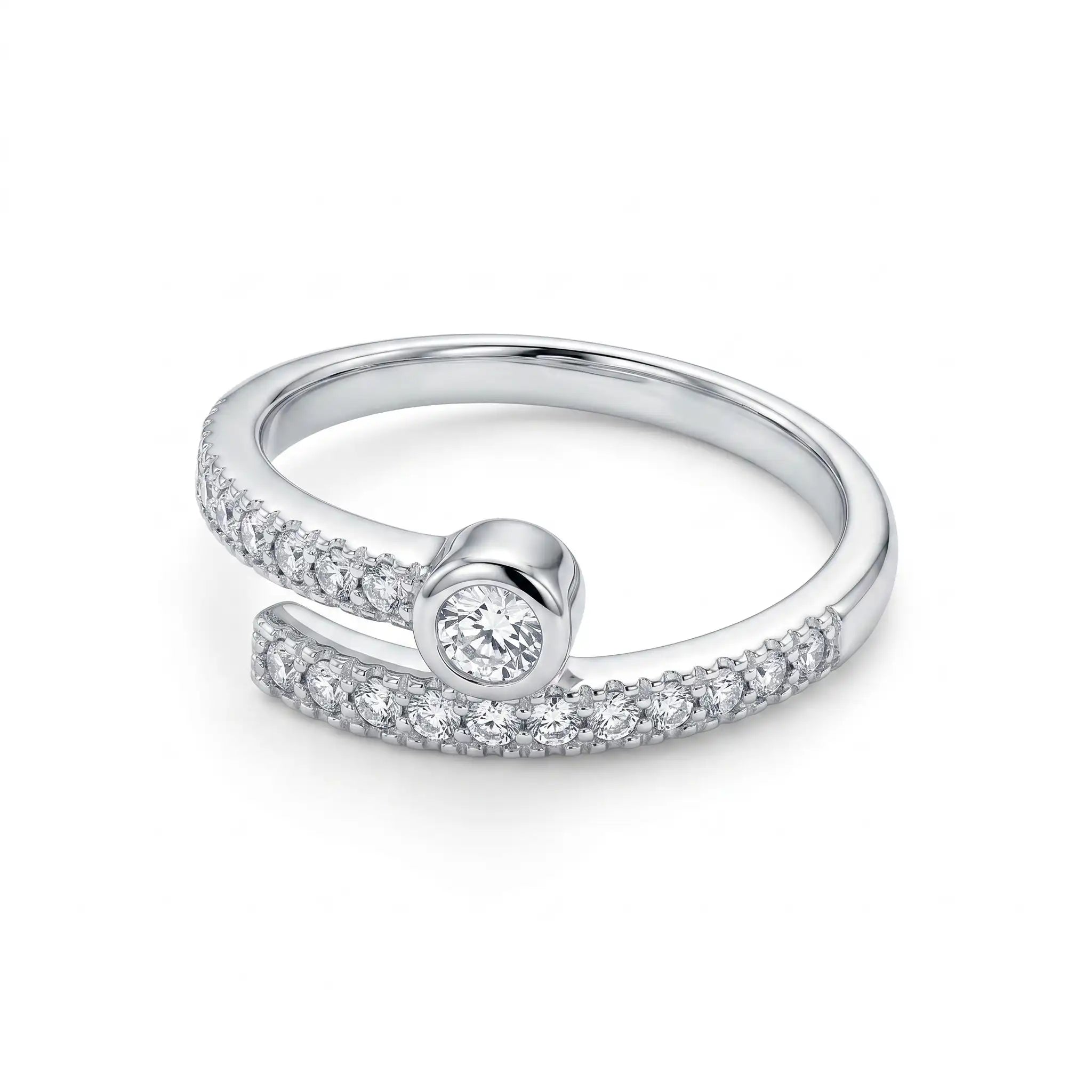 The Papillon Diamond-Cut Ring (Adjustable)
